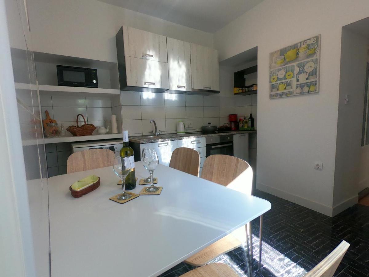Apartment Dinka Baška Eksteriør billede