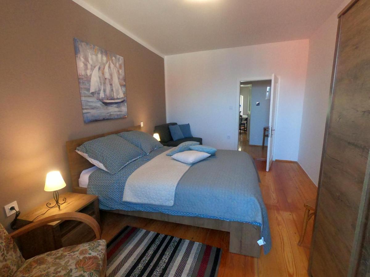 Apartment Dinka Baška Eksteriør billede