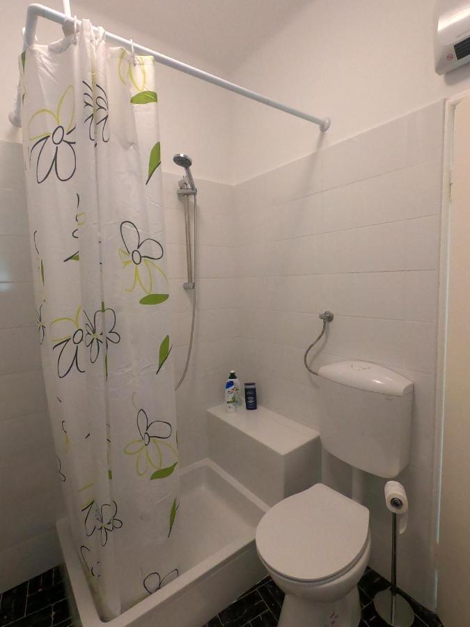 Apartment Dinka Baška Eksteriør billede